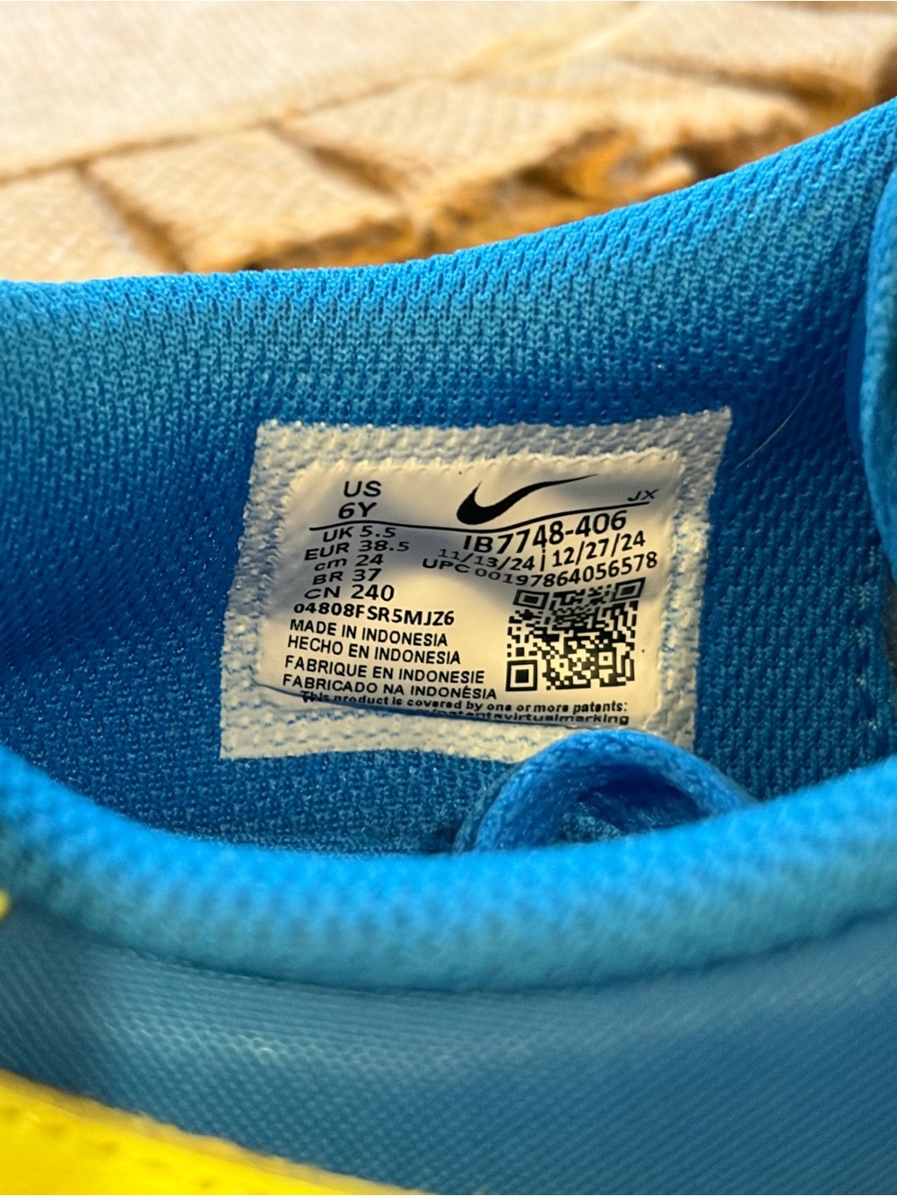 Nike Classic Cortez - Blue with Yellow Swoosh 6Y/7.5A.  kids - Picture 4 of 7